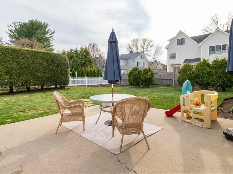 51 Stevens Rd — Photo 30