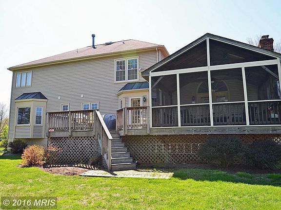 3rd image of 15143 Wetherburn Dr