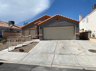 8220 James Grayson Dr, Las Vegas, NV 89145