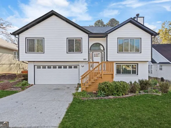 1425 Watercrest Cir, Lawrenceville, GA 30043