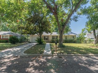 114 Palmo Dr, Luling, TX 78648