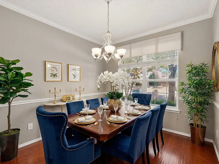2023 Nottingham Pl — Photo 12