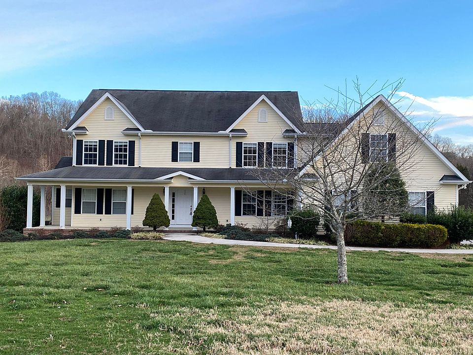 1st image of 352 Homestead Dr