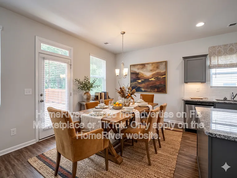 1067 Lear Dr — Photo 3