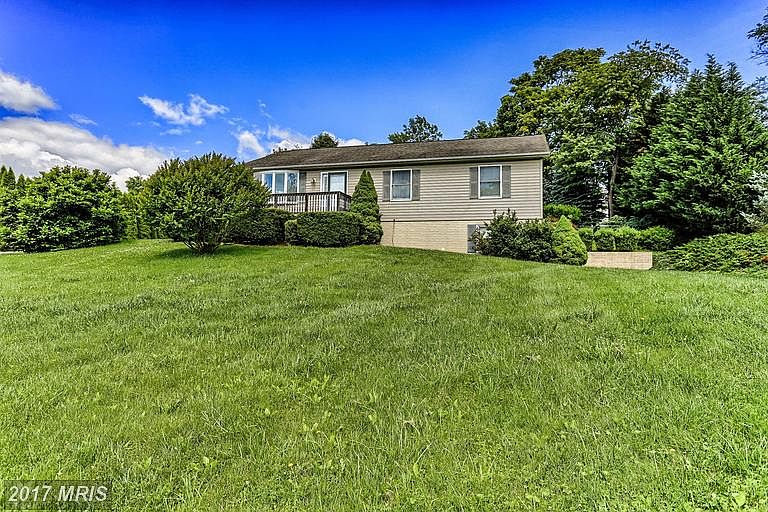 1st image of 115 Clevenger Cir
