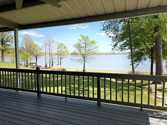 5th image of 395 Simone Ln