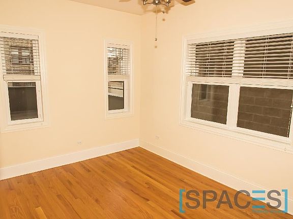 4th image of 3553 N Southport Ave APT 2