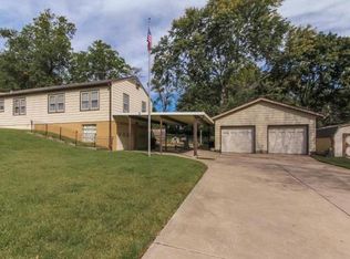 7650 Webster Ave, Kansas City, KS 66109