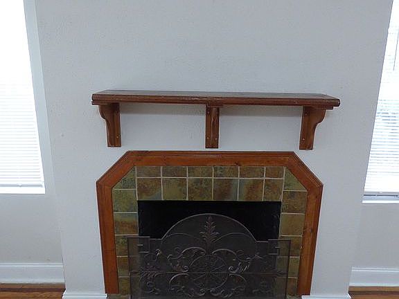 4th image of 4813 Colonial Ave
