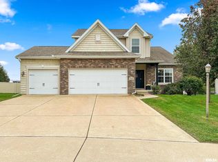 2500 W Alabaster Ave, Dunlap, IL 61525