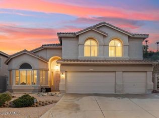 805 E Silverwood Dr, Phoenix, AZ 85048