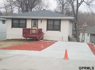 5651 S 51st Ave, Omaha, NE 68117