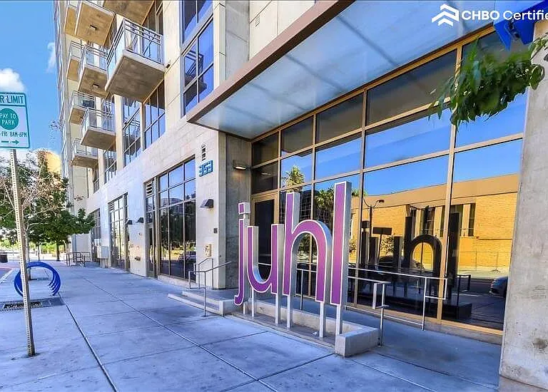 353 E Bonneville Ave #915 — Photo 29
