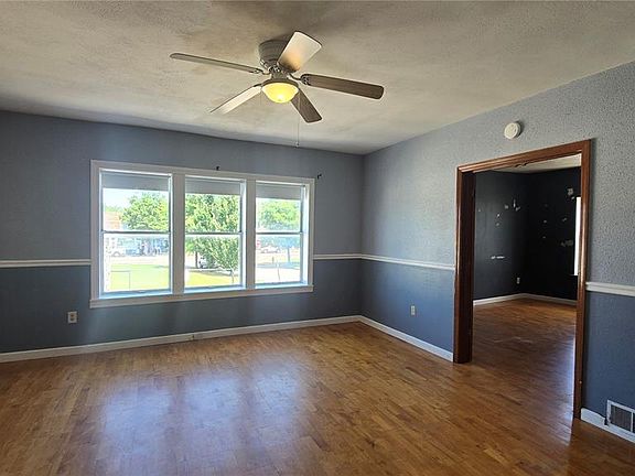 4th image of 4342 Frieda Ave