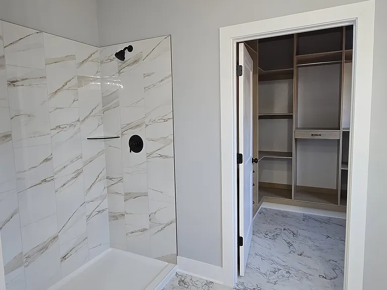 5058 Shattalon Dr — Photo 23