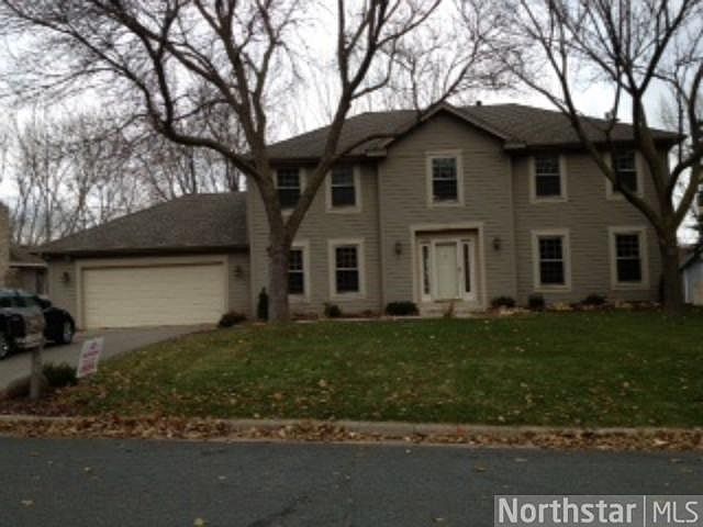 1st image of 170 Carriage Ln