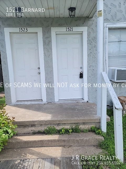 1st image of 1521 Barnard St #0
