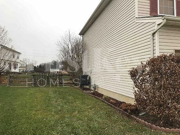 4th image of 1245 Holly Forge Dr