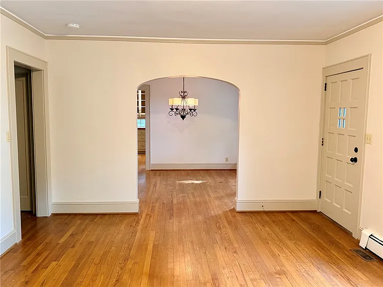107 Stardust Ln — Photo 4