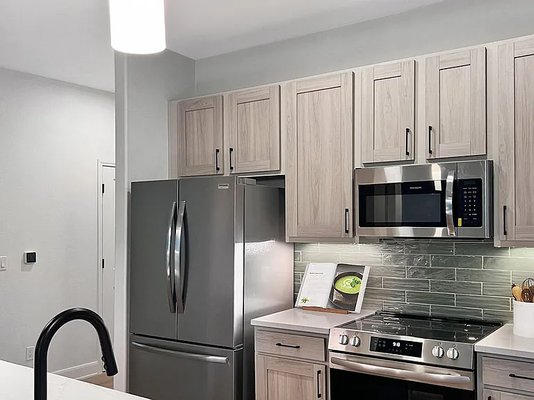 Instrata Upper Kirby — Photo 25