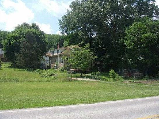 2nd image of 1312 Valley Rd