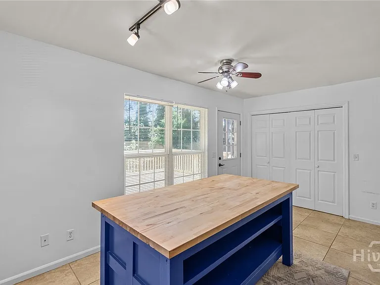 114 Saint Andrews Way — Photo 15