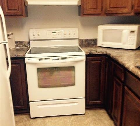 2nd image of 4376 Dartmouth Dr