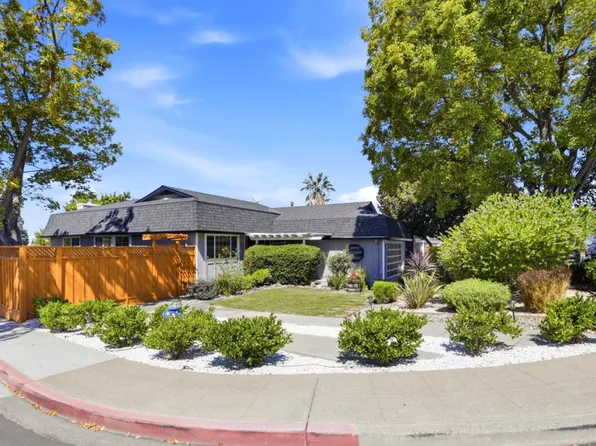 229 Spring Valley Ln, Milpitas, CA 95035