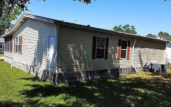 3rd image of 660 Arrow Ln