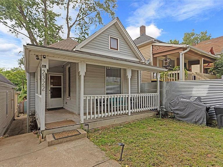 Listing photo 2