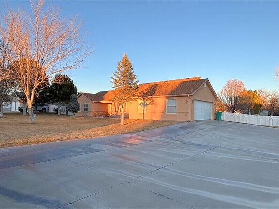 3rd image of 5006 Samantha Ln