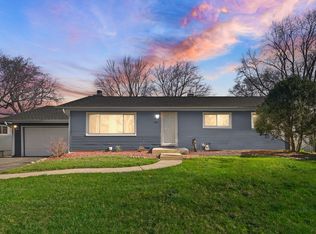 2054 Cedar Ave, Hanover Park, IL 60133