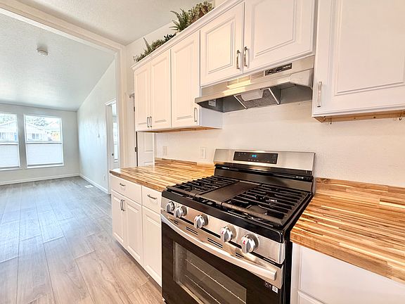 5th image of 360 Julian St