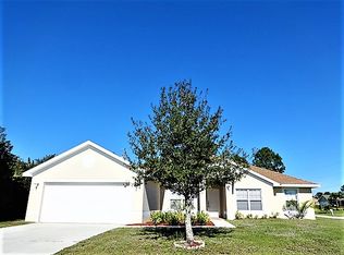 1001 SW Hamrock Ave, Pt Saint Lucie, FL 34953