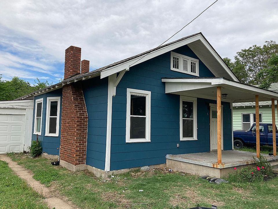 1st image of 517 W Otoe Ave