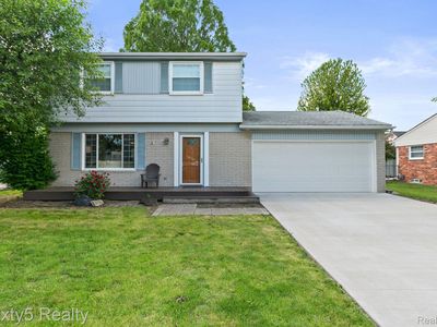 29314 Cambridge St, Flat Rock, MI, 48134