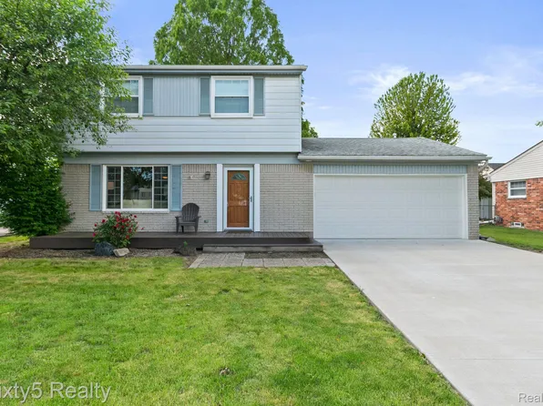 29314 Cambridge St, Flat Rock, MI 48134