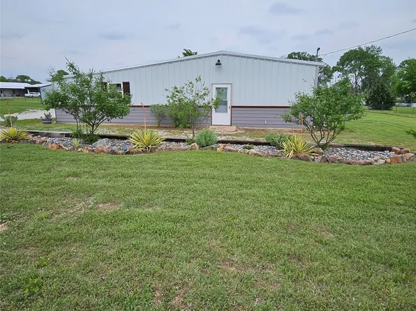 473 County Road 1695, Sunset, TX 76270
