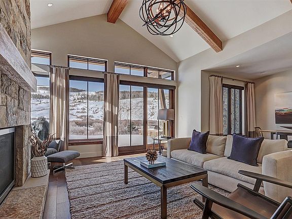 5th image of 181 Shores Ln