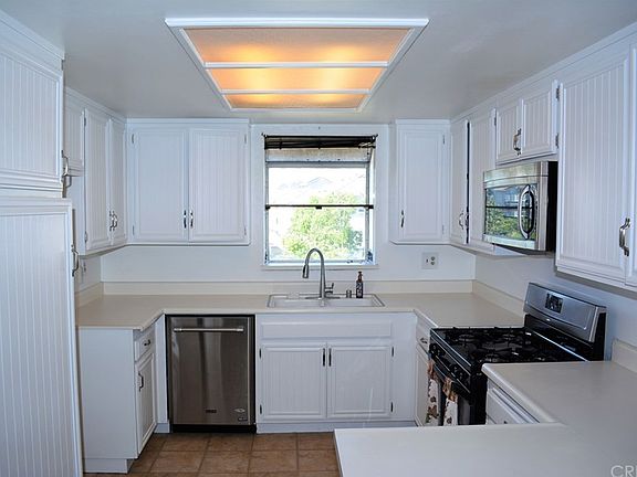 5th image of 26864 Claudette St Unit 718