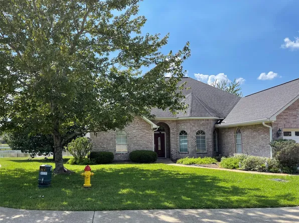 2027 Meadow Bnd, Shreveport, LA 71118