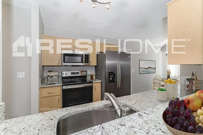 3009 Sabal Bend Dr NE — Photo 3
