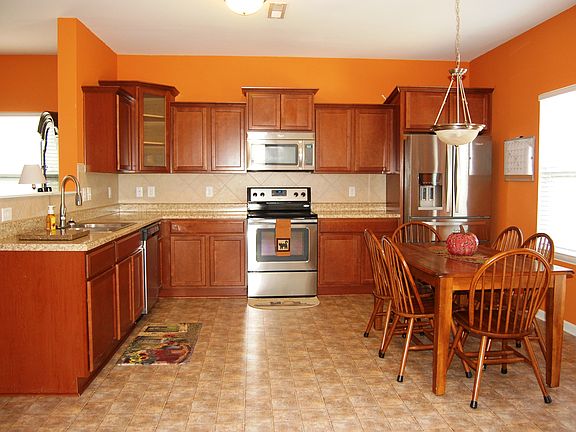 4th image of 6908 Nellore St