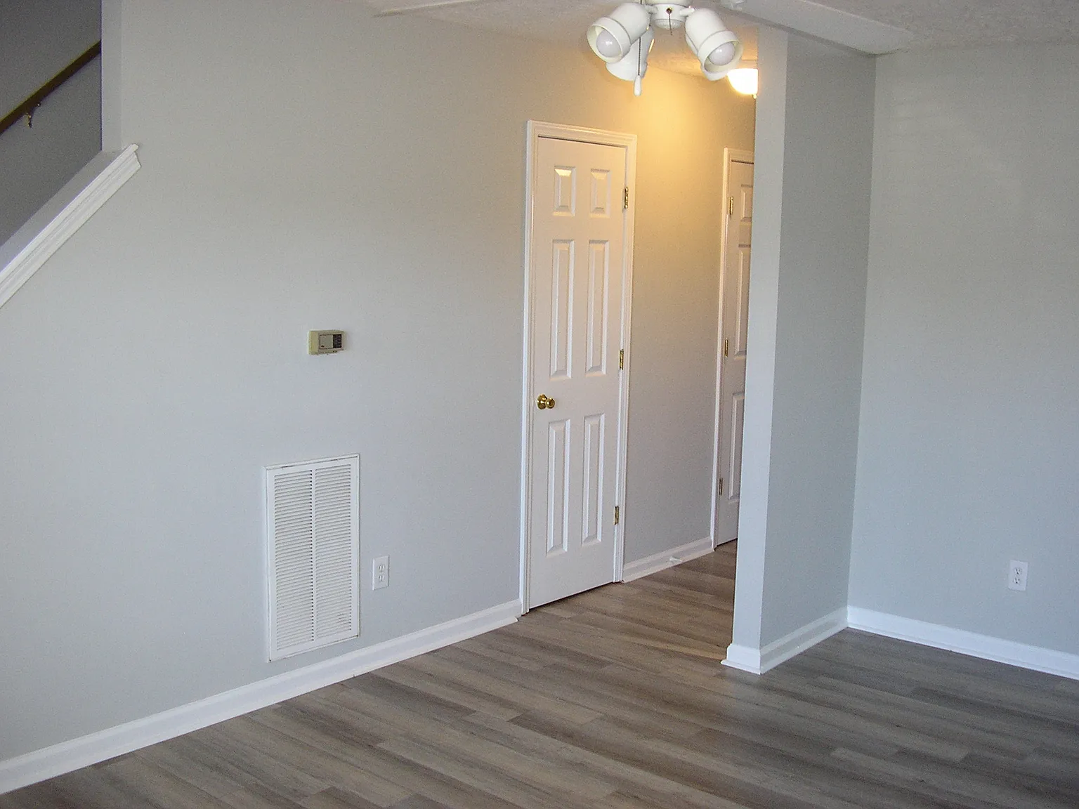 109 Hillridge 7-Plex — Photo 2