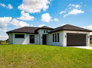 2704 34th St SW, Lehigh Acres, FL 33976