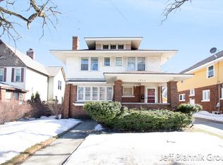 1932 Madison Ave SE, Grand Rapids, MI