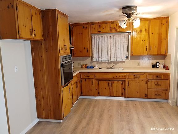 4th image of 2804 Jerry Ave