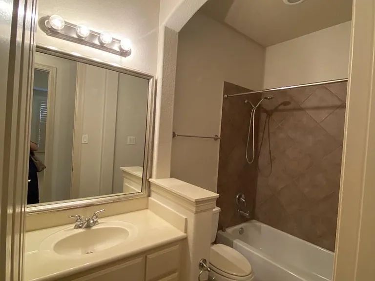 8311 Cabrillo Landing Ct — Photo 19