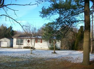 13465 Cone St, Nunica, MI 49448