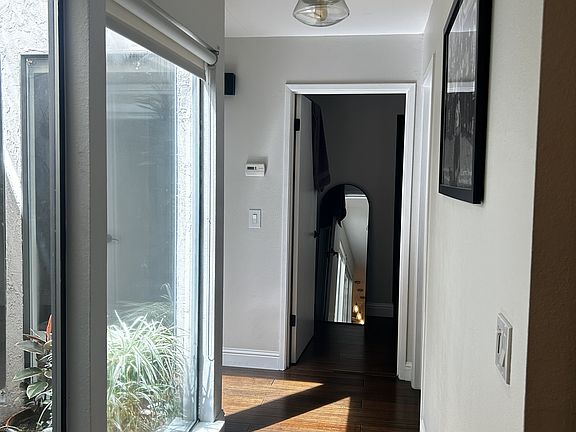 3rd image of 2539 Solano Ave